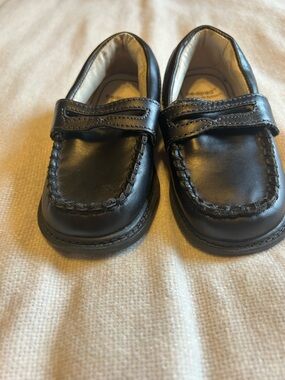 Pediped toddler loafers size 22 (6-6.5)